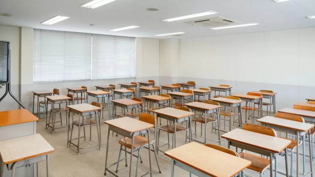 Colegio GettyImages-1414877372 suspensión de clases