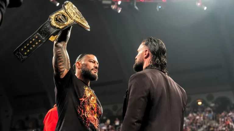 Roman Reigns Seth Rollins GettyImages-2283933685 web