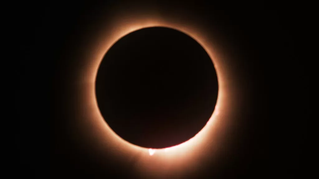 Eclipse solar