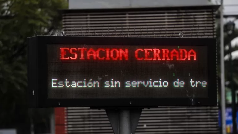 Metro de Santiago Línea 5 A_UNO_1756453 web