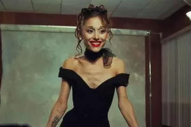 Petal Ariana Grande