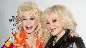 Dolly Parton y su hermana