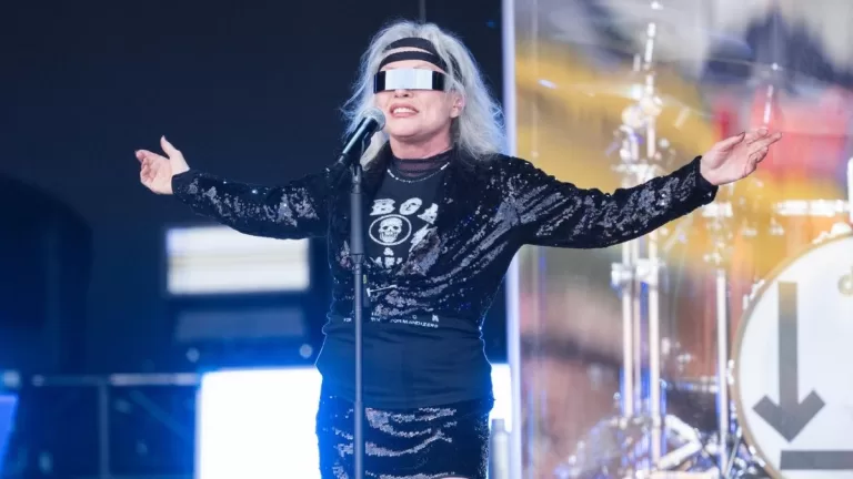 Blondie GettyImages-1501783357 web