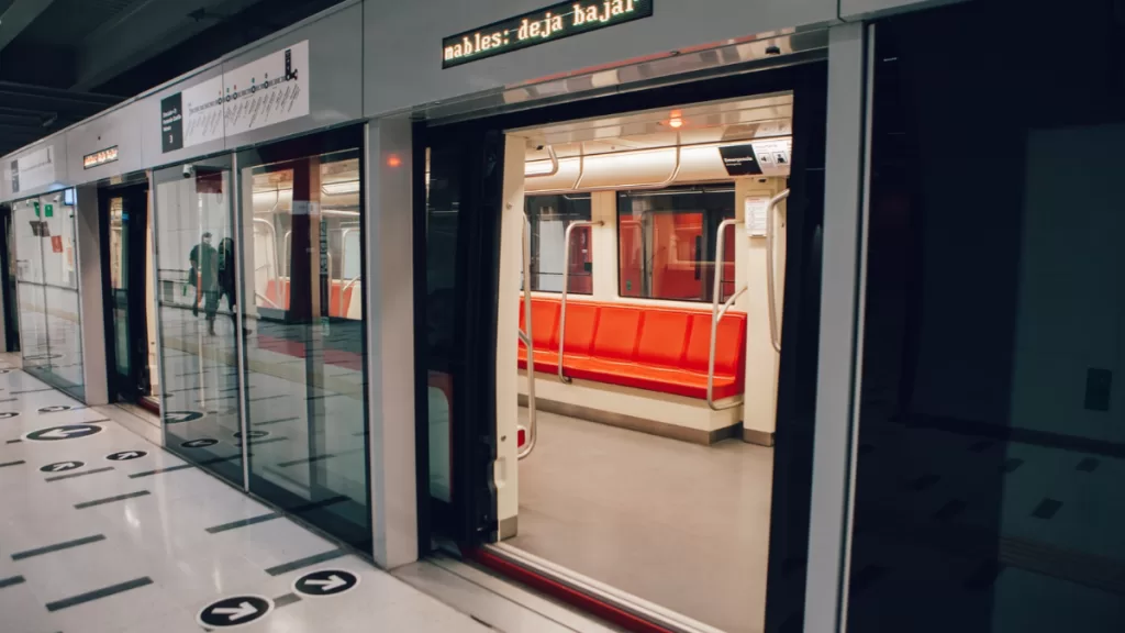 Metro de Santiago