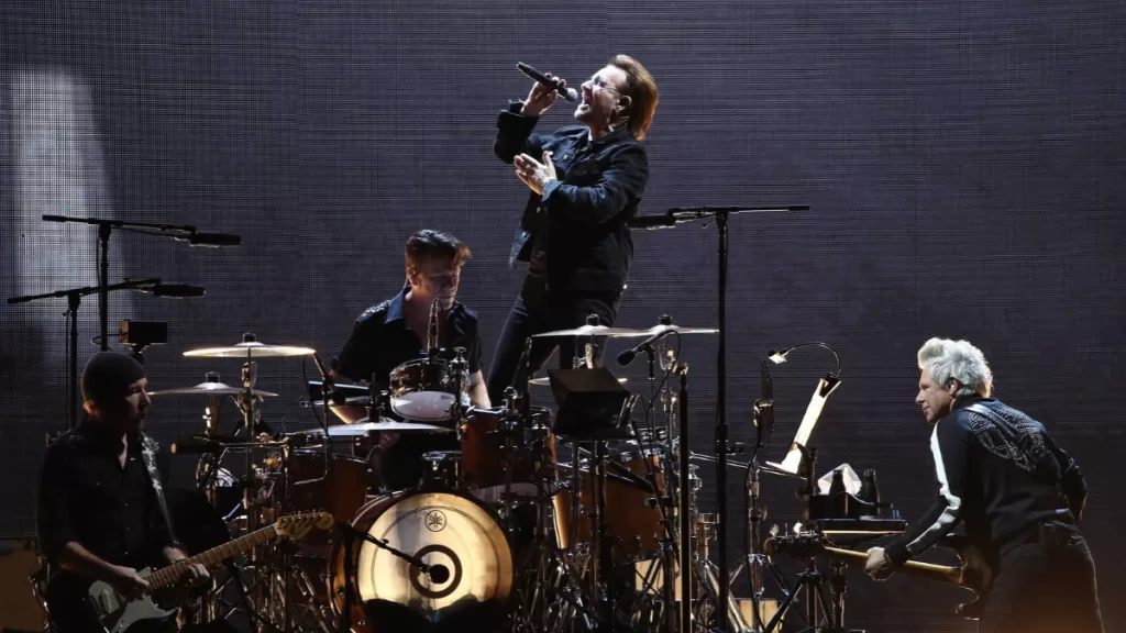 U2